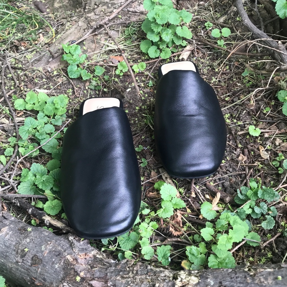 Free People Silent D Brigette Black Leather Mules Size 7.5/8 (37) - Picture 3 of 14